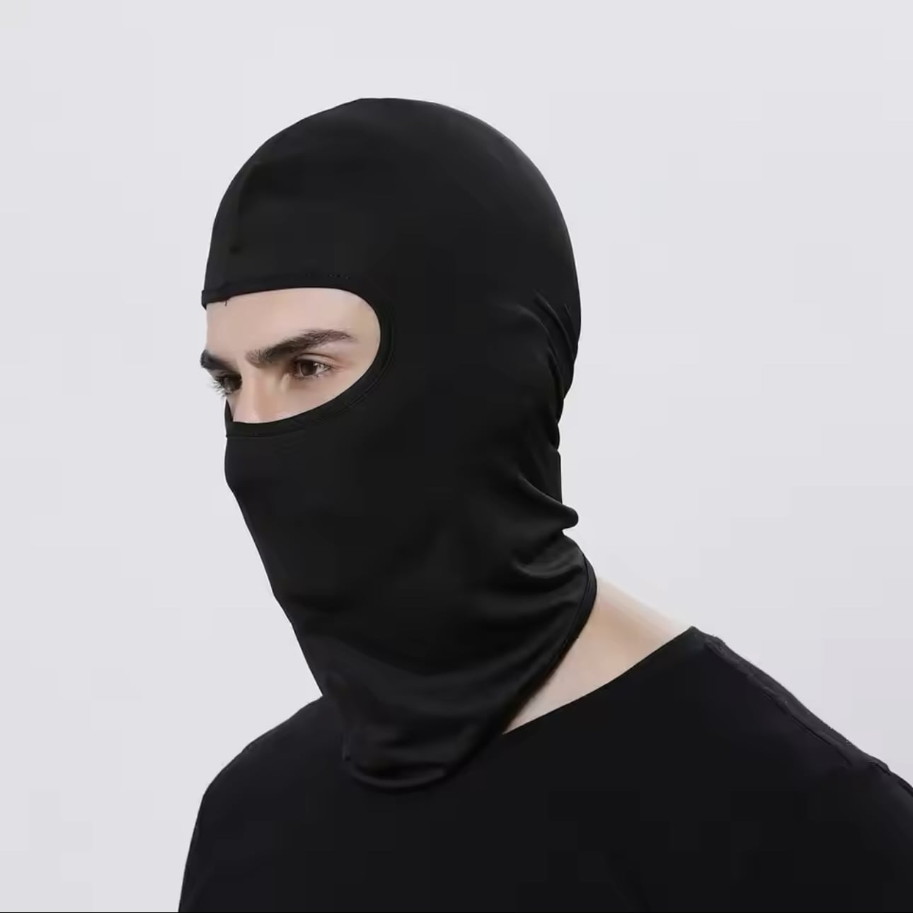 Balaclava-Side-in-use