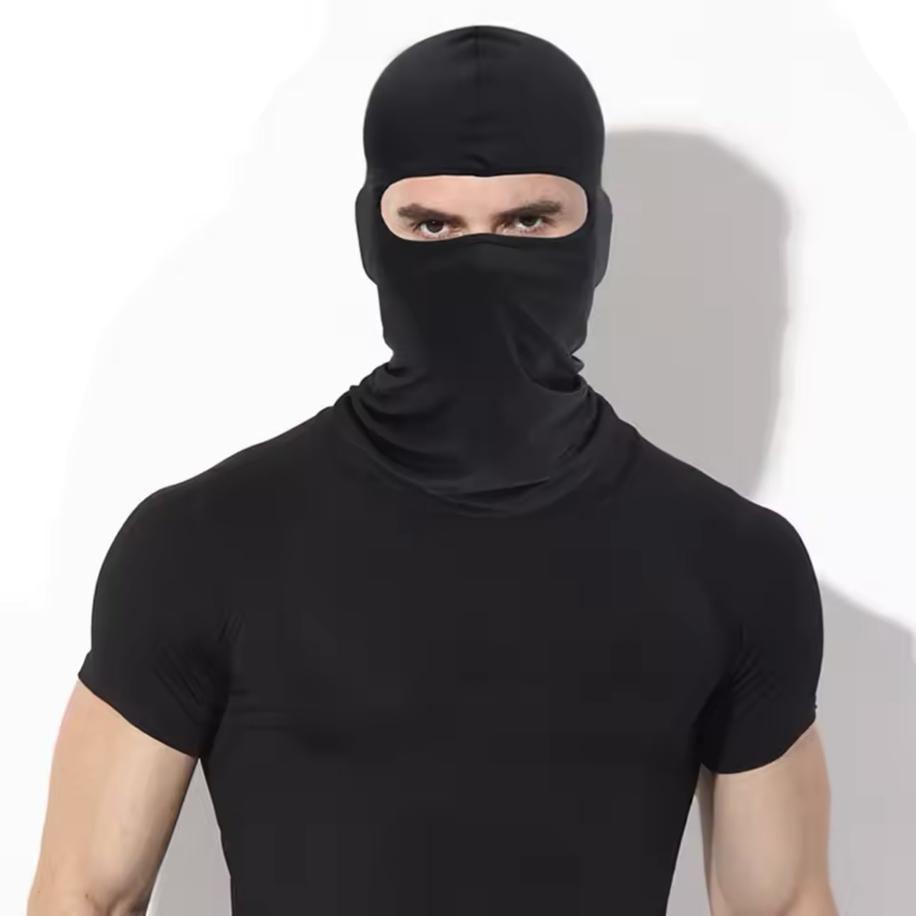 Balaclava-front-in-use